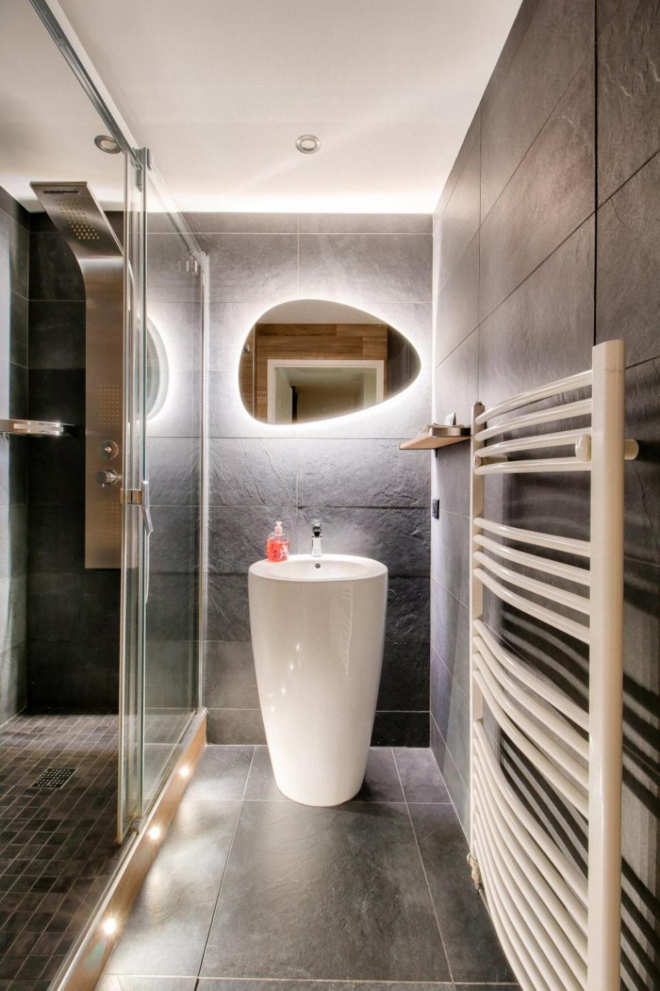 123Home - Suite & Spa Xl Montevrain Exterior photo